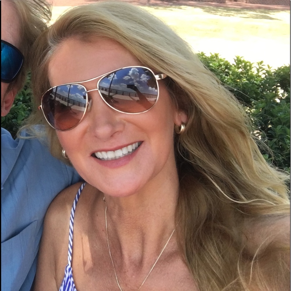 Meet your Posher, Kim